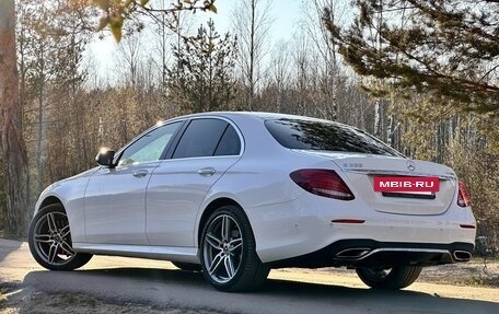 Mercedes-Benz E-Класс, 2019 год, 4 300 000 рублей, 4 фотография