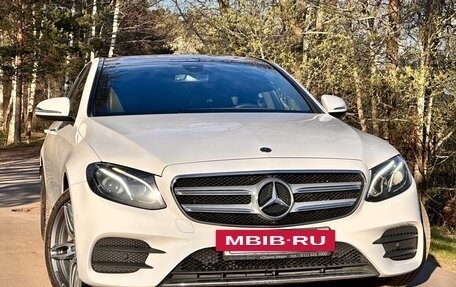 Mercedes-Benz E-Класс, 2019 год, 4 300 000 рублей, 2 фотография