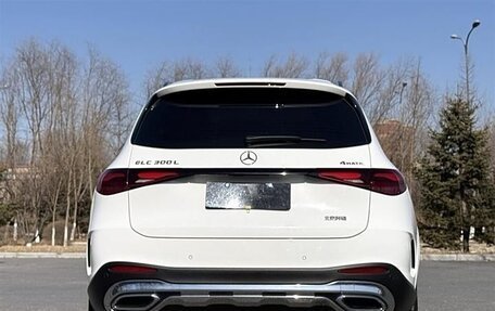 Mercedes-Benz GLC, 2023 год, 6 570 000 рублей, 4 фотография