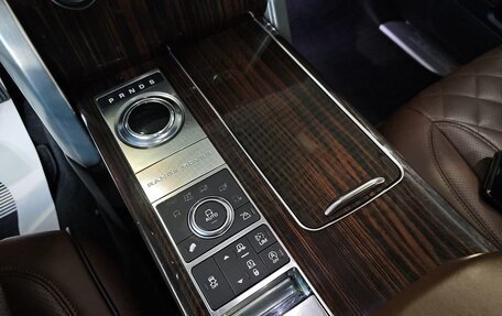 Land Rover Range Rover IV рестайлинг, 2017 год, 4 899 000 рублей, 18 фотография