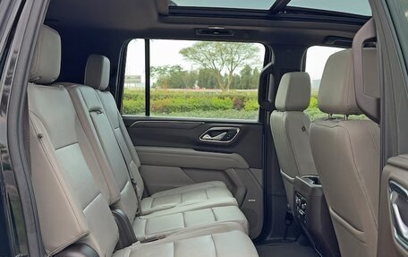 Chevrolet Suburban, 2022 год, 4 500 000 рублей, 4 фотография