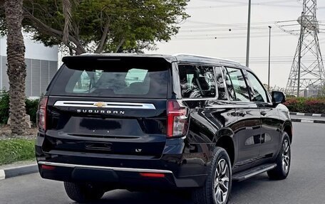 Chevrolet Suburban, 2022 год, 4 500 000 рублей, 2 фотография