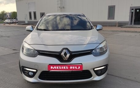 Renault Fluence I, 2013 год, 690 000 рублей, 2 фотография