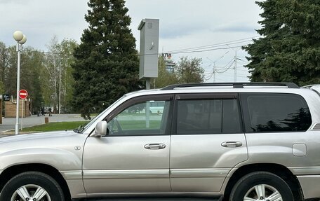 Toyota Land Cruiser 100 рестайлинг 2, 2003 год, 1 990 000 рублей, 3 фотография