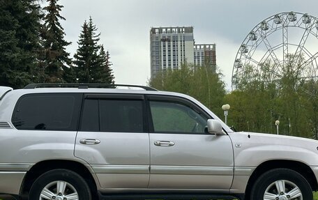 Toyota Land Cruiser 100 рестайлинг 2, 2003 год, 1 990 000 рублей, 4 фотография