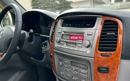 Toyota Land Cruiser 100 рестайлинг 2, 2003 год, 1 990 000 рублей, 16 фотография