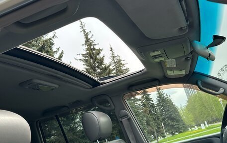 Toyota Land Cruiser 100 рестайлинг 2, 2003 год, 1 990 000 рублей, 20 фотография