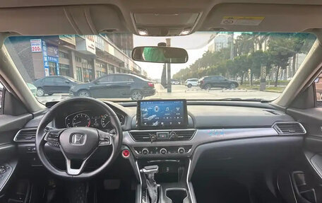 Honda Accord IX рестайлинг, 2020 год, 1 780 000 рублей, 5 фотография