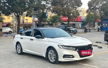 Honda Accord IX рестайлинг, 2020 год, 1 780 000 рублей, 3 фотография