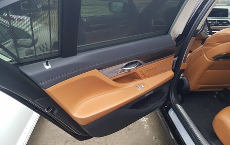 BMW 7 серия, 2017 год, 3 212 100 рублей, 8 фотография