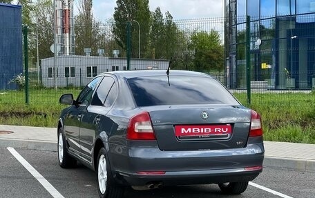 Skoda Octavia, 2011 год, 850 000 рублей, 16 фотография