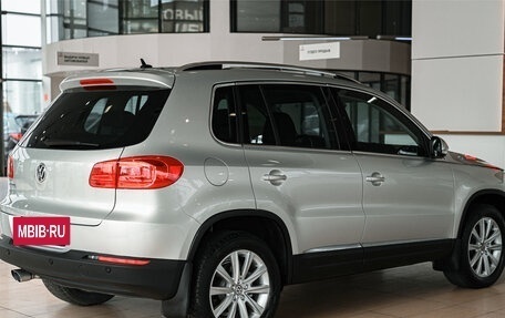 Volkswagen Tiguan I, 2011 год, 1 155 000 рублей, 6 фотография