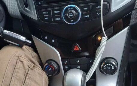 Chevrolet Cruze II, 2013 год, 700 000 рублей, 8 фотография