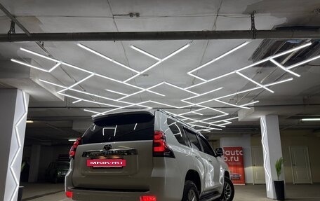 Toyota Land Cruiser Prado 150 рестайлинг 2, 2019 год, 4 800 000 рублей, 4 фотография