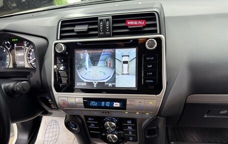 Toyota Land Cruiser Prado 150 рестайлинг 2, 2019 год, 4 800 000 рублей, 34 фотография