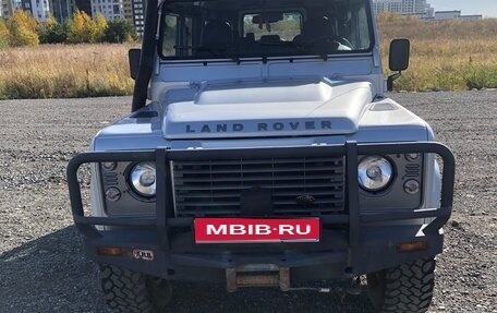 Land Rover Defender I, 2008 год, 2 000 000 рублей, 1 фотография