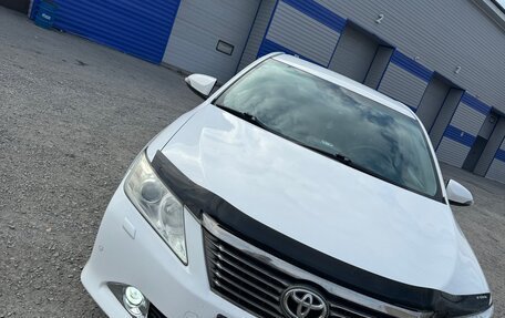Toyota Camry, 2012 год, 2 600 000 рублей, 1 фотография