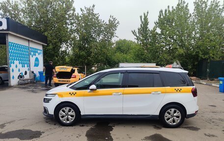 Citroen C4 Picasso II рестайлинг, 2018 год, 1 000 000 рублей, 2 фотография