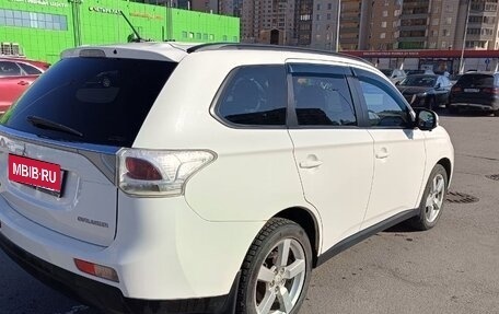 Mitsubishi Outlander III рестайлинг 3, 2012 год, 1 180 000 рублей, 5 фотография