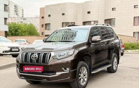 Toyota Land Cruiser Prado 150 рестайлинг 2, 2018 год, 4 740 000 рублей, 3 фотография