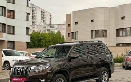 Toyota Land Cruiser Prado 150 рестайлинг 2, 2018 год, 4 740 000 рублей, 7 фотография