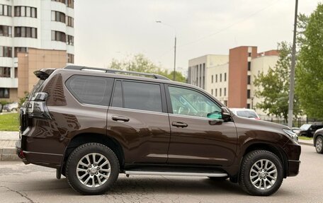 Toyota Land Cruiser Prado 150 рестайлинг 2, 2018 год, 4 740 000 рублей, 18 фотография