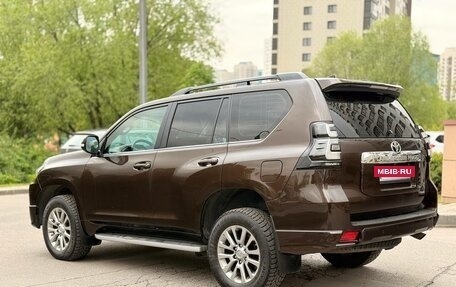 Toyota Land Cruiser Prado 150 рестайлинг 2, 2018 год, 4 740 000 рублей, 5 фотография