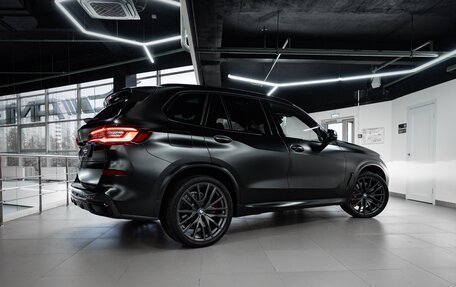 BMW X5, 2022 год, 9 800 000 рублей, 2 фотография