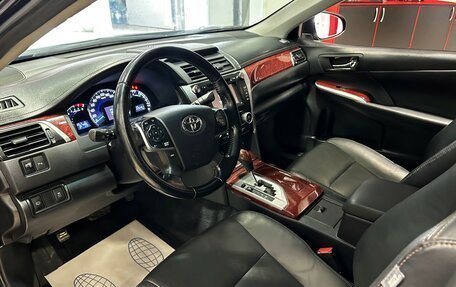 Toyota Camry, 2014 год, 1 797 000 рублей, 10 фотография