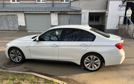 BMW 3 серия, 2013 год, 1 430 000 рублей, 4 фотография