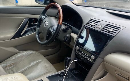 Toyota Camry, 2008 год, 680 000 рублей, 19 фотография