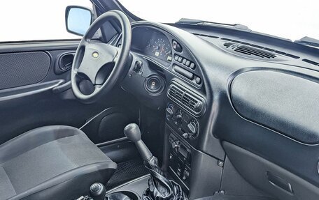 Chevrolet Niva I рестайлинг, 2017 год, 677 000 рублей, 6 фотография