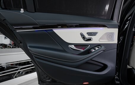 Mercedes-Benz S-Класс, 2017 год, 4 545 000 рублей, 24 фотография