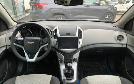 Chevrolet Cruze II, 2012 год, 549 111 рублей, 9 фотография