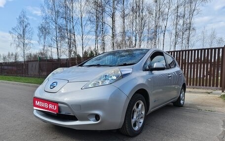 Nissan Leaf I, 2011 год, 580 000 рублей, 1 фотография