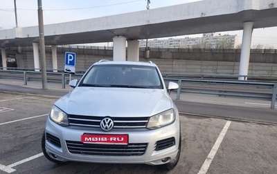 Volkswagen Touareg III, 2011 год, 2 300 000 рублей, 1 фотография