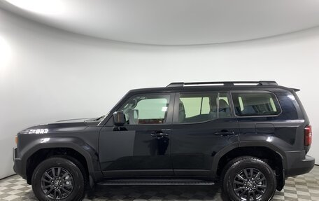 Toyota Land Cruiser Prado, 2024 год, 9 290 000 рублей, 8 фотография