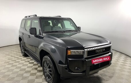 Toyota Land Cruiser Prado, 2024 год, 9 290 000 рублей, 3 фотография
