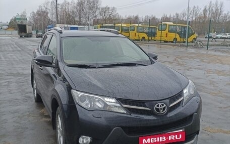 Toyota RAV4, 2014 год, 1 405 000 рублей, 6 фотография