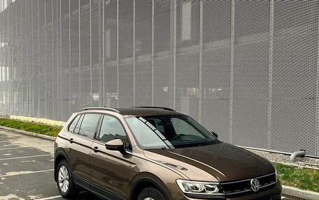 Volkswagen Tiguan II, 2019 год, 2 300 000 рублей, 5 фотография