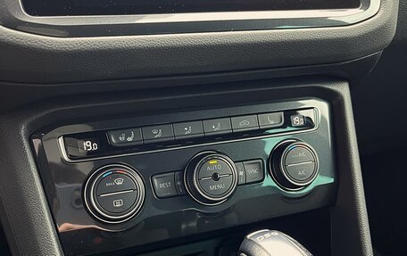 Volkswagen Tiguan II, 2019 год, 2 300 000 рублей, 20 фотография