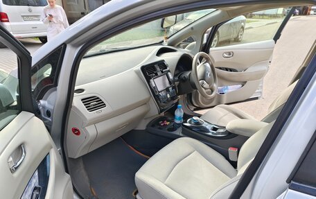 Nissan Leaf I, 2011 год, 580 000 рублей, 4 фотография