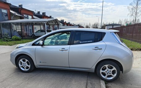 Nissan Leaf I, 2011 год, 580 000 рублей, 3 фотография