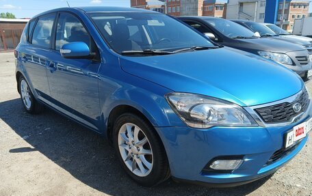 KIA cee'd I рестайлинг, 2011 год, 727 000 рублей, 2 фотография