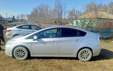 Toyota Prius, 2010 год, 1 100 000 рублей, 4 фотография