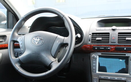 Toyota Avensis III рестайлинг, 2004 год, 750 000 рублей, 7 фотография