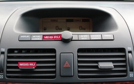 Toyota Avensis III рестайлинг, 2004 год, 750 000 рублей, 21 фотография