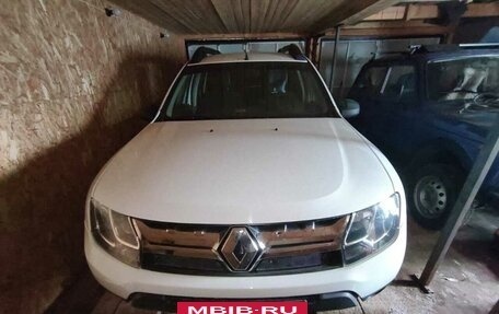 Renault Duster I рестайлинг, 2018 год, 1 350 000 рублей, 4 фотография