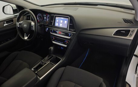 Hyundai Sonata VII, 2018 год, 1 759 000 рублей, 13 фотография