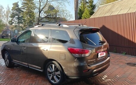 Nissan Pathfinder, 2014 год, 2 000 000 рублей, 3 фотография